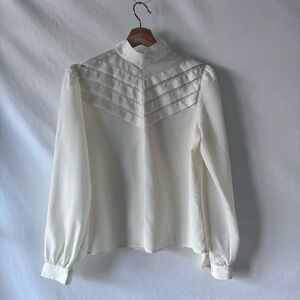 Vintage 70s Ivory Prairie Blouse | Chevron Pintuck | High Neck | Petite